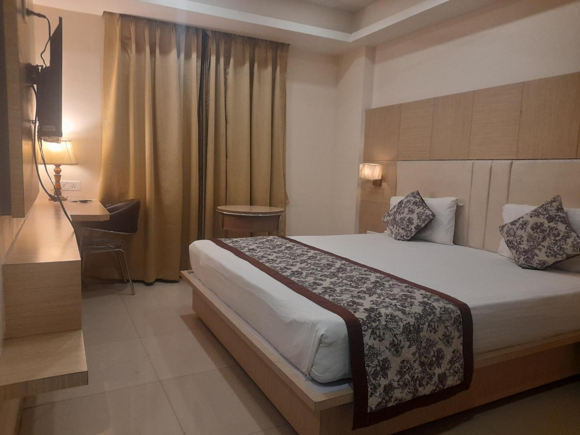 Variety Inn Patna  Exteriér fotografie