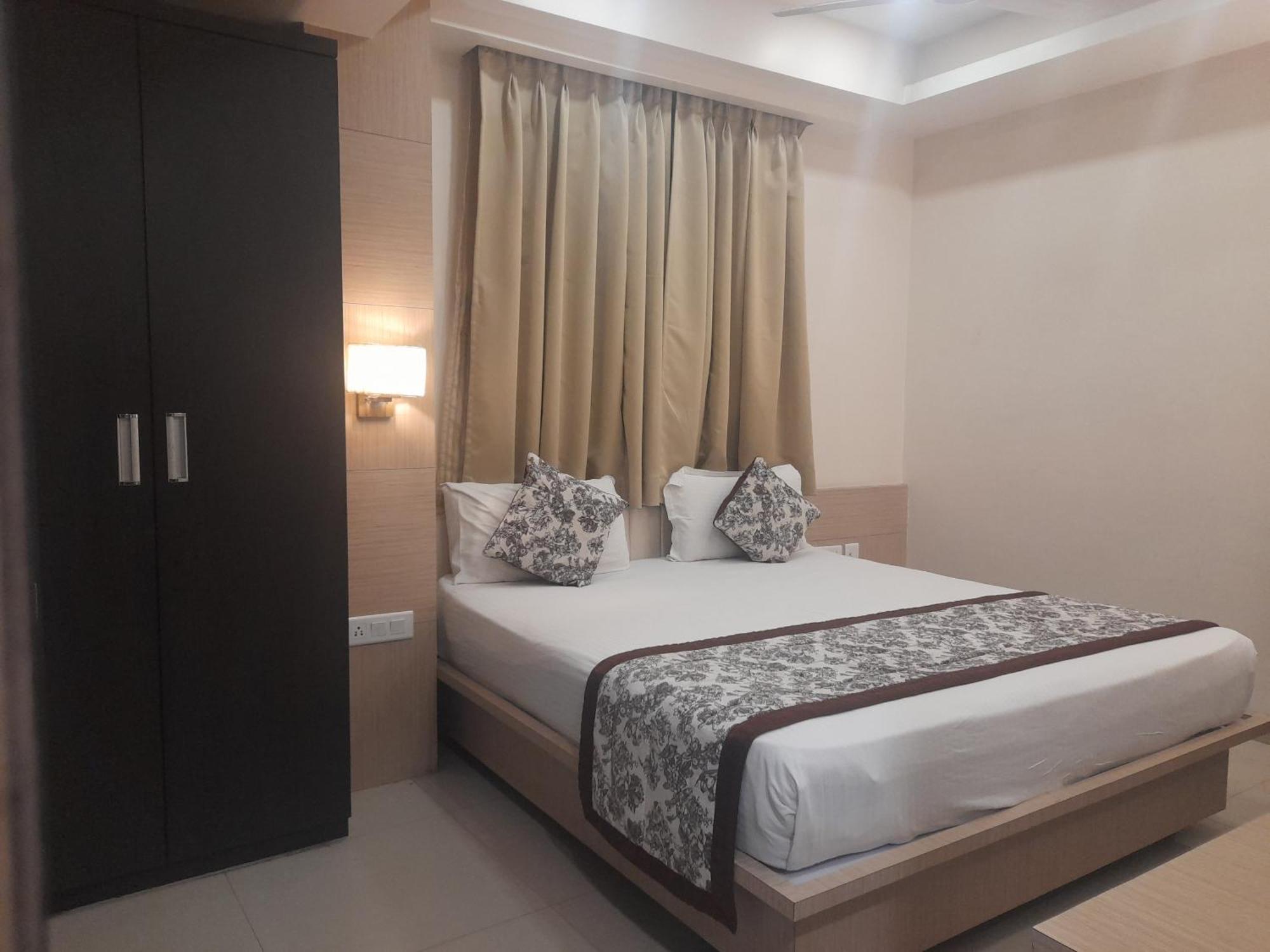 Variety Inn Patna  Exteriér fotografie