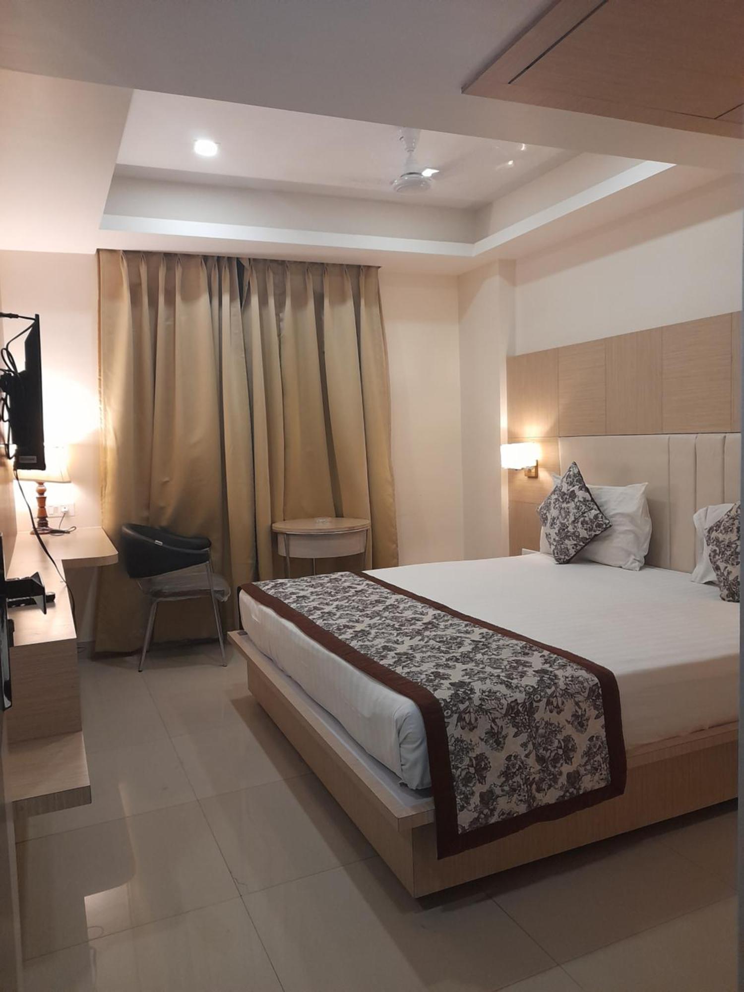 Variety Inn Patna  Exteriér fotografie