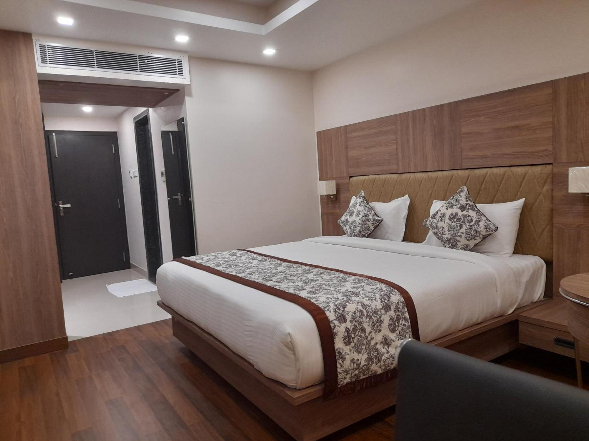 Variety Inn Patna  Exteriér fotografie